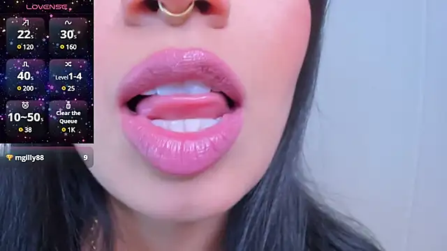 dominique21  online show from 12.07.24