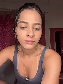 violetta-brown1 online show from 12.04.25