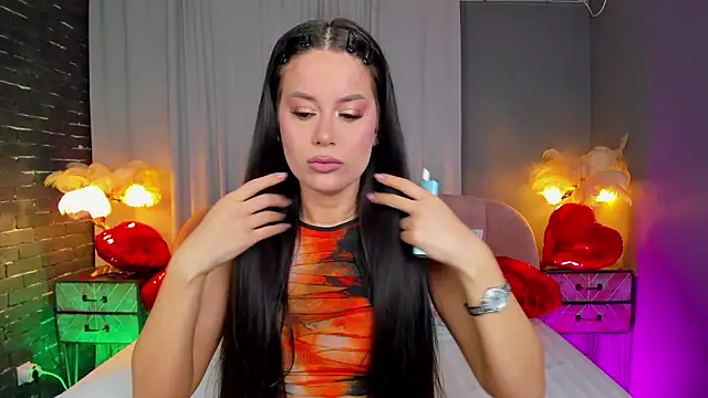 AmedeeaBanks online show from 02.14.26