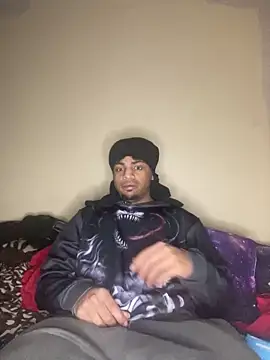 Snapshot of Elgrazonamor chatting on 12.13.24 Elgrazonamor online show from 12.13.24