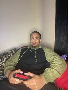 Snapshot of Elgrazonamor chatting on 12.25.24 Elgrazonamor online show from 12.25.24