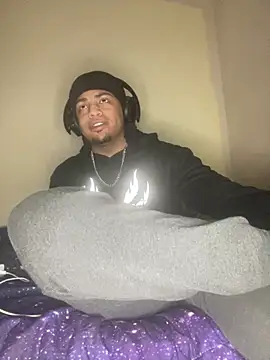 Snapshot of Elgrazonamor chatting on 02.23.25 Elgrazonamor online show from 02.23.25