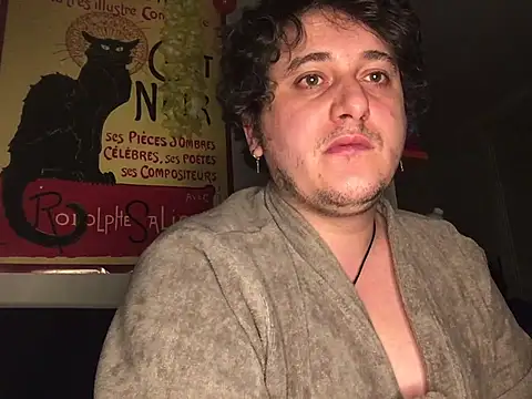 Snapshot of Daminou28 chatting on 01.22.25 Daminou28 online show from 01.22.25