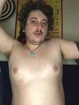 Snapshot of Daminou28 chatting on 02.21.25 Daminou28 online show from 02.21.25