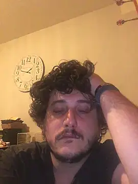 Snapshot of Daminou28 chatting on 03.22.25 Daminou28 online show from 03.22.25