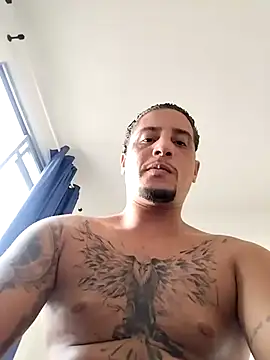 Snapshot of Richard_castro_22 chatting on 02.13.26 Richard castro 22 online show from 02.13.26