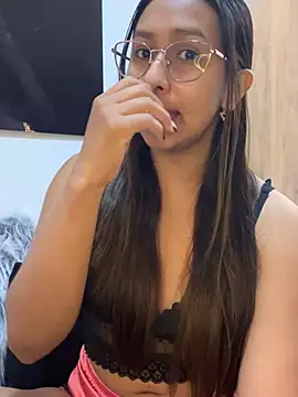 AmelyaMann online show from 02.21.25