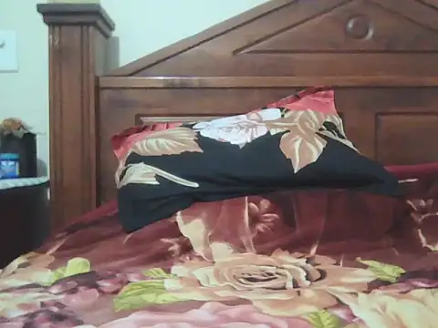 Snapshot of Nuttysub chatting on 01.15.26 Nuttysub online show from 01.15.26