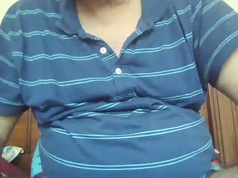 Snapshot of Nuttysub chatting on 02.14.26 Nuttysub online show from 02.14.26