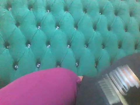 Sexy Riri online show from 10.28.25