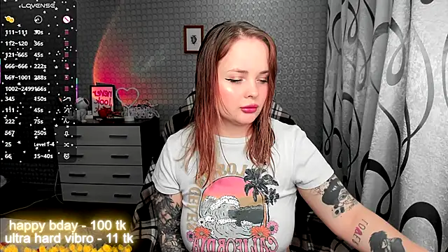 flower sarah  online show from 11.22.25