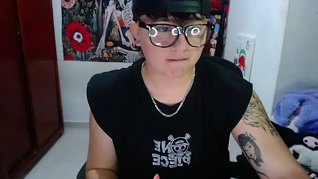 isabeautyx19 online show from 04.28.26