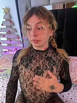 Snapshot of Bonnie_vega chatting on 12.15.24 Bonnie vega online show from 12.15.24