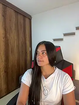 Snapshot of alexa_joonesofficial chatting on 02.24.25 alexa joonesofficial online show from 02.24.25