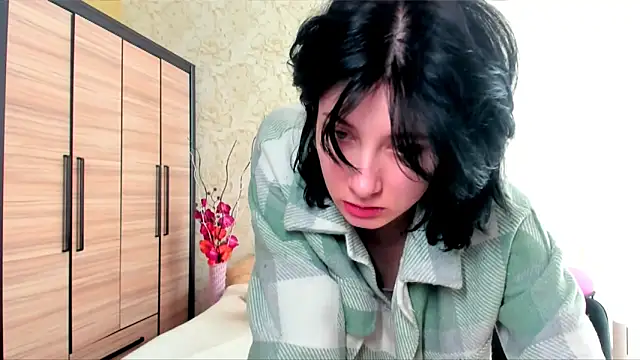 JulisSweet online show from 02.27.25