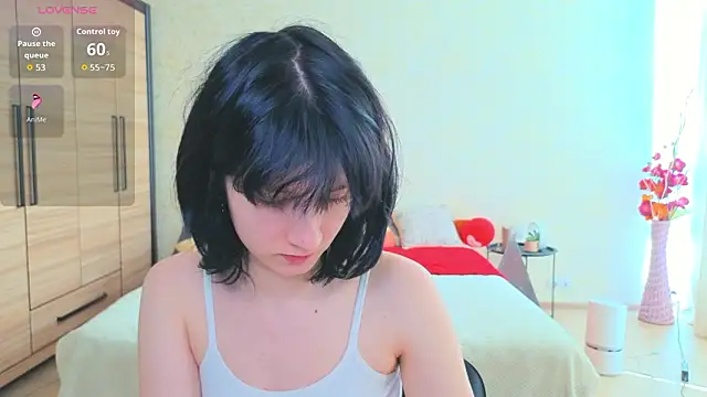 JulisSweet online show from 02.22.26