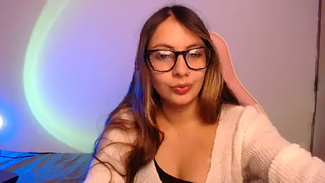 lalawhitte online show from 10.04.25