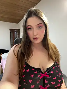 Kamilla Loop online show from 03.12.26