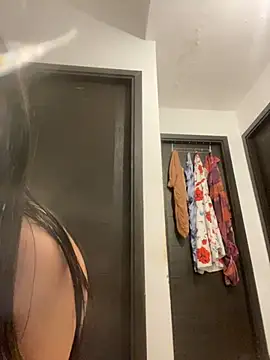 Snapshot of Hot-Sarah-arab chatting on 12.14.24 Hot-Sarah-arab online show from 12.14.24