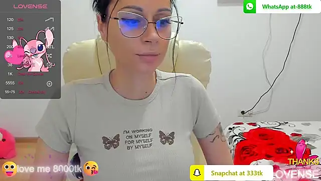 kissnicol32 online show from 02.20.25