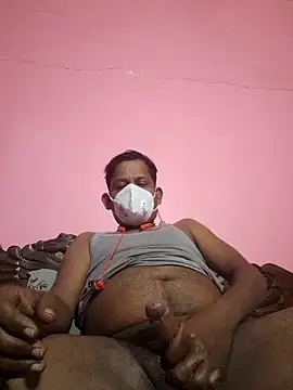 Snapshot of ind_hero chatting on 01.15.26 ind hero online show from 01.15.26