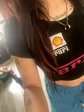 Snapshot of melisabunnny chatting on 11.01.25 melisabunnny online show from 11.01.25