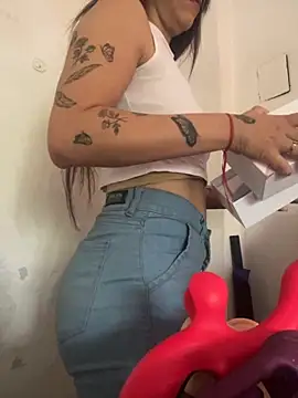 Snapshot of melisabunnny chatting on 11.07.25 melisabunnny online show from 11.07.25