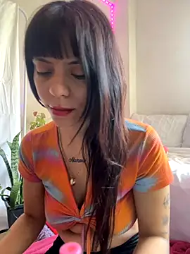 Snapshot of melisabunnny chatting on 11.13.25 melisabunnny online show from 11.13.25