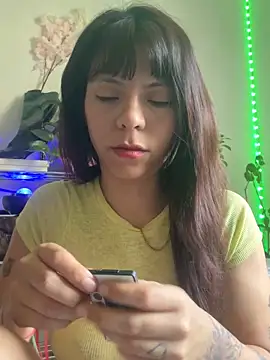 Snapshot of melisabunnny chatting on 11.28.25 melisabunnny online show from 11.28.25