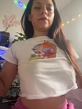 Snapshot of melisabunnny chatting on 12.01.25 melisabunnny online show from 12.01.25