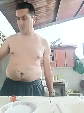 Snapshot of walwan85 chatting on 11.13.25 walwan85 online show from 11.13.25