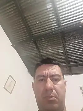 Snapshot of walwan85 chatting on 12.02.25 walwan85 online show from 12.02.25