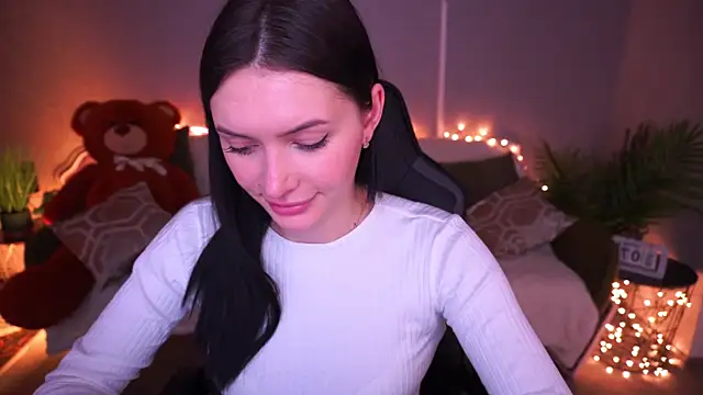 Snapshot of MilaSecrett chatting on 03.07.26 MilaSecrett online show from 03.07.26