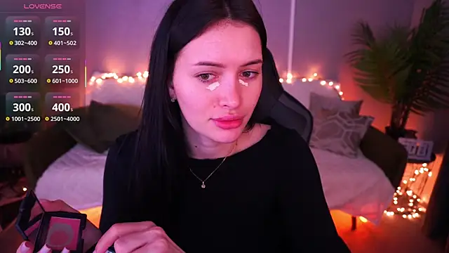 Snapshot of MilaSecrett chatting on 03.13.26 MilaSecrett online show from 03.13.26