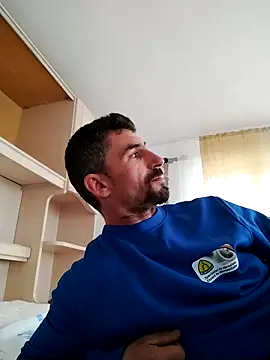 Snapshot of LOREDAN1 chatting on 03.17.25 LOREDAN1 online show from 03.17.25