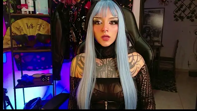 Snapshot of Agatha_BDSM chatting on 05.11.26 Agatha BDSM online show from 05.11.26