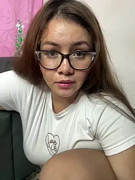 Snapshot of solecito_22 chatting on 12.18.24 solecito 22 online show from 12.18.24