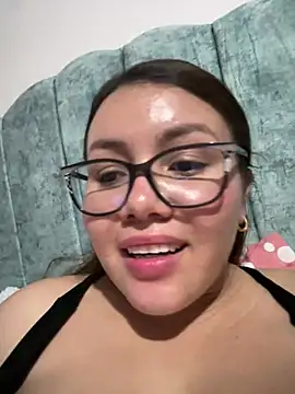 Snapshot of solecito_22 chatting on 02.04.25 solecito 22 online show from 02.04.25