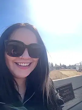 skinwalkingzombie online show from 04.21.26