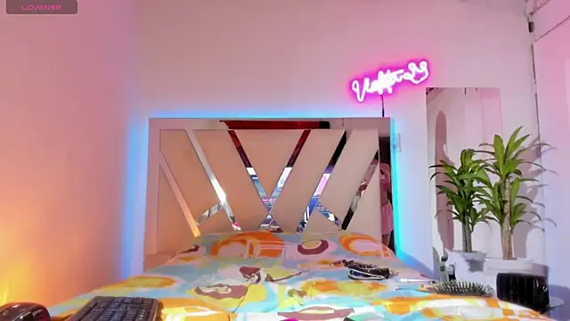 Snapshot of violeta_prince chatting on 12.18.24 violeta prince online show from 12.18.24