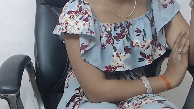 Snapshot of wildbabes chatting on 03.04.25 wildbabes online show from 03.04.25