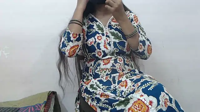 Snapshot of wildbabes chatting on 12.16.25 wildbabes online show from 12.16.25