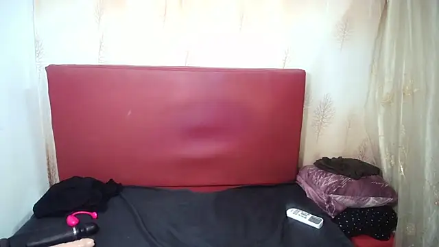 IndianChantal online show from 03.12.25