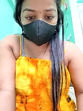 Snapshot of Monalisa_Singh chatting on 11.15.25 Monalisa Singh online show from 11.15.25