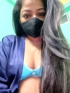 Snapshot of Monalisa_Singh chatting on 02.08.26 Monalisa Singh online show from 02.08.26