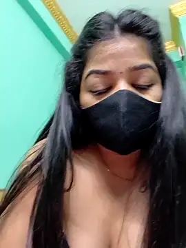 Snapshot of Monalisa_Singh chatting on 03.07.26 Monalisa Singh online show from 03.07.26