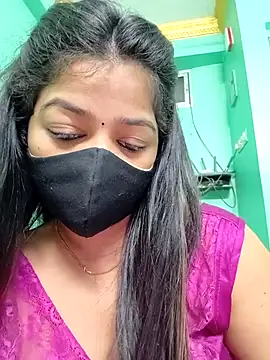 Snapshot of Monalisa_Singh chatting on 03.08.26 Monalisa Singh online show from 03.08.26