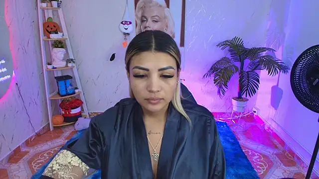 SALOOMEE   online show from 11.18.25