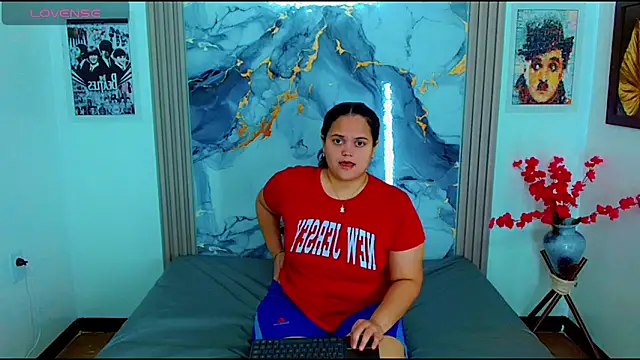 brunnette hot online show from 05.04.26