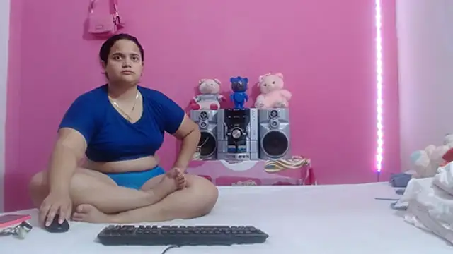 Snapshot of brunnette_hot chatting on 08.04.26 brunnette hot online show from 08.04.26